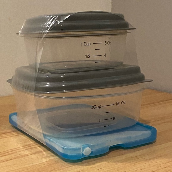 Container Set (Plastic) - Picture 2 of 3